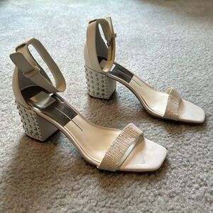 DOLCE VITA White Block Heel With Ankle Strap